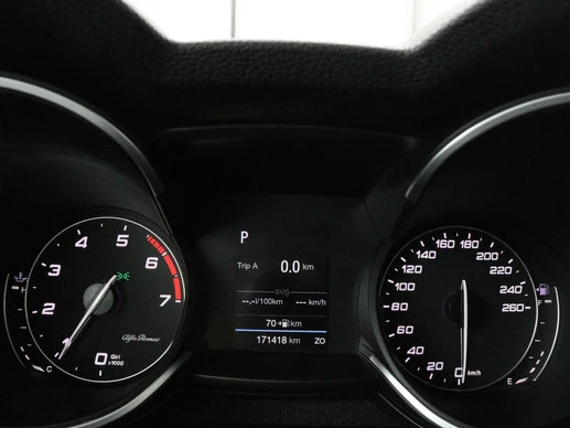 Alfa Romeo Stelvio - Afbeelding 28 van 30