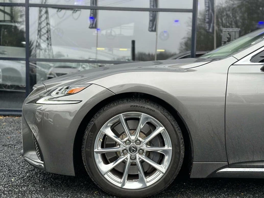 Lexus LS - Afbeelding 10 van 30