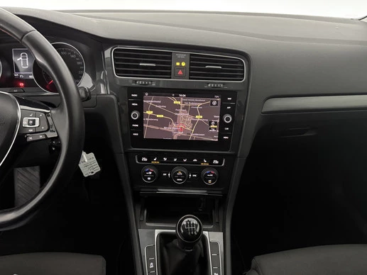 Volkswagen Golf - Afbeelding 17 van 30