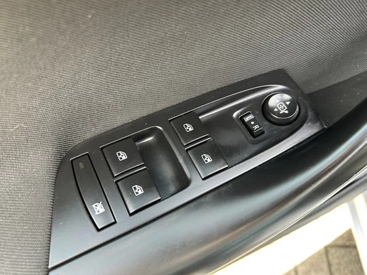 Opel Astra - Afbeelding 16 van 30