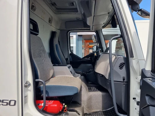 Volvo FL - Afbeelding 24 van 30