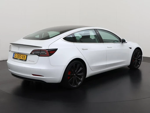 Tesla Model 3 - Afbeelding 4 van 30
