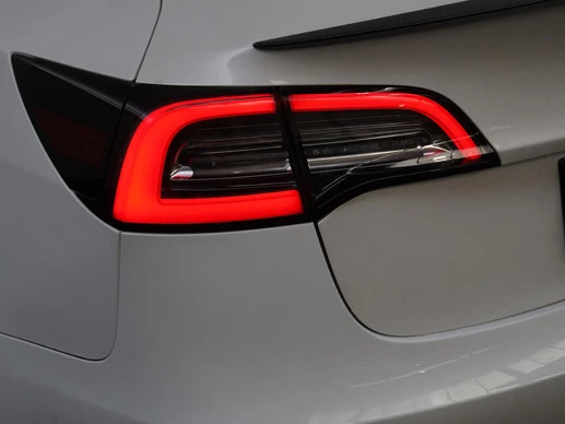 Tesla Model 3 - Afbeelding 20 van 30