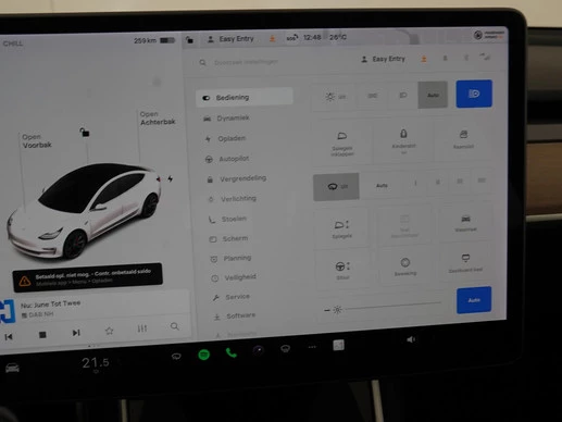 Tesla Model 3 - Afbeelding 21 van 30
