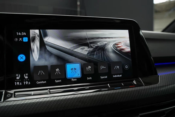 Volkswagen Golf - Afbeelding 11 van 30