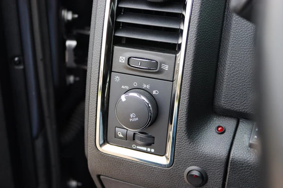 Dodge Ram 1500 - Afbeelding 29 van 30