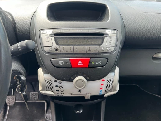 Peugeot 107 - Afbeelding 12 van 16
