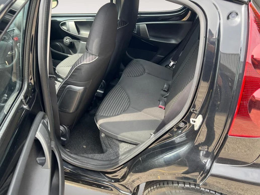 Peugeot 107 - Afbeelding 15 van 16