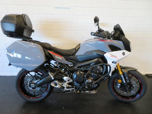 Yamaha MT 09 - Afbeelding 1 van 14