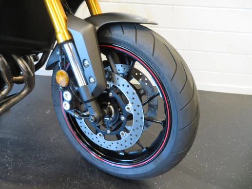 Yamaha MT 09 - Afbeelding 7 van 14