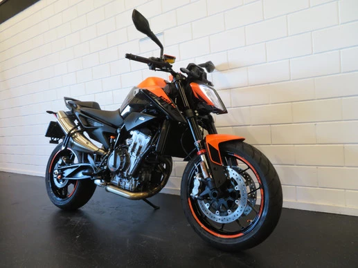 KTM 890 - Afbeelding 8 van 14
