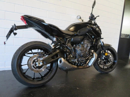 Yamaha MT 07 - Afbeelding 11 van 14