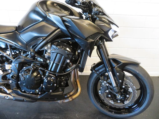 Kawasaki Z900 - Afbeelding 9 van 14