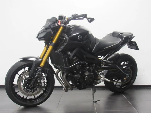 Yamaha MT 09 - Afbeelding 3 van 8