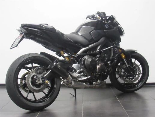 Yamaha MT 09 - Afbeelding 6 van 8