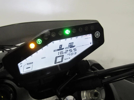 Yamaha MT 09 - Afbeelding 7 van 8