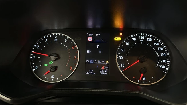 Renault Clio - Afbeelding 26 van 30