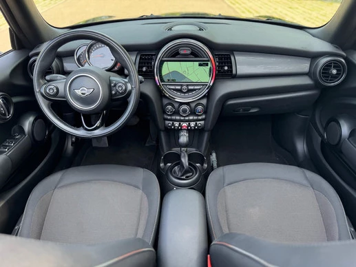 MINI Cooper Cabrio - Afbeelding 2 van 25