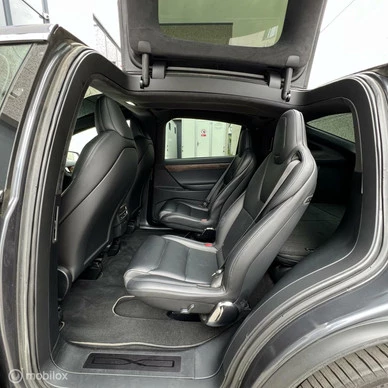 Tesla Model X - Afbeelding 15 van 27