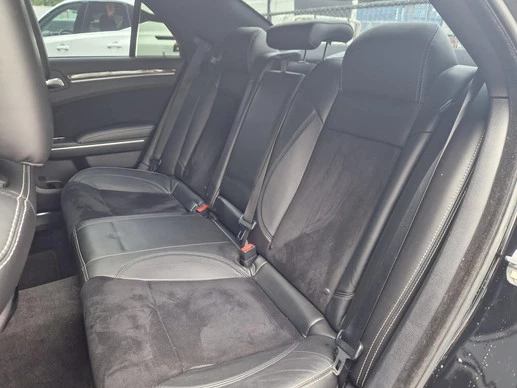 Chrysler 300C - Afbeelding 18 van 30