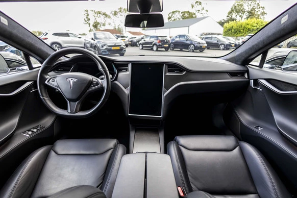 Tesla Model S - Afbeelding 28 van 30
