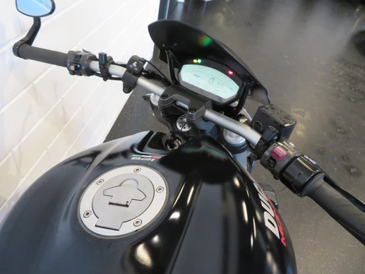 Ducati Monster - Afbeelding 5 van 14