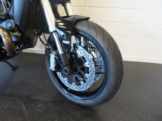 Ducati Monster - Afbeelding 7 van 14