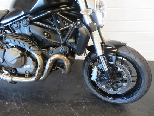 Ducati Monster - Afbeelding 9 van 14