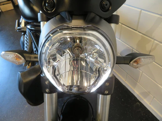 Ducati Monster - Afbeelding 14 van 14