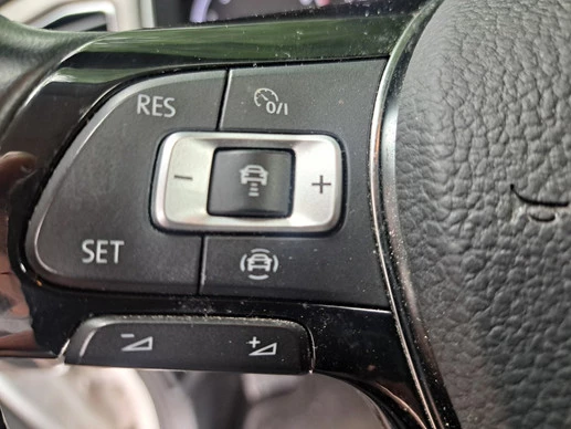 Volkswagen T-Roc - Afbeelding 9 van 28