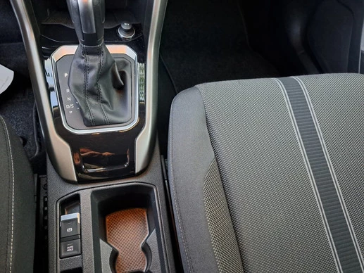 Volkswagen T-Roc - Afbeelding 12 van 28