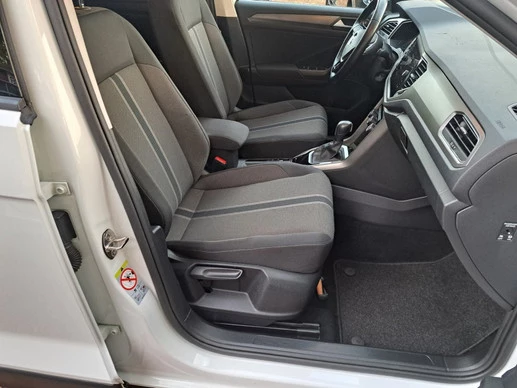 Volkswagen T-Roc - Afbeelding 14 van 28