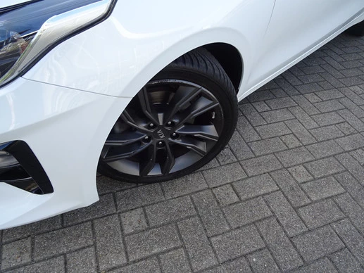 Kia Ceed - Afbeelding 3 van 30