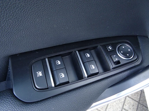 Kia Ceed - Afbeelding 25 van 30