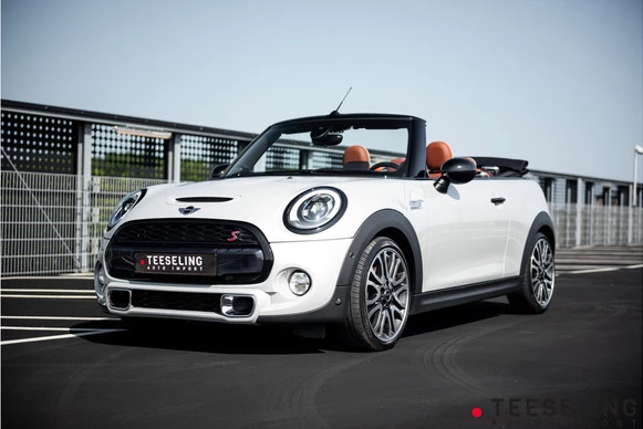 MINI Cooper S Cabrio - Afbeelding 1 van 30
