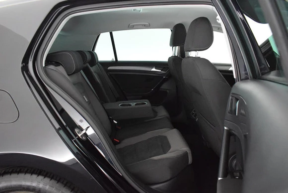 Volkswagen Golf - Afbeelding 13 van 30