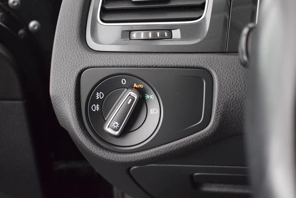 Volkswagen Golf - Afbeelding 18 van 30