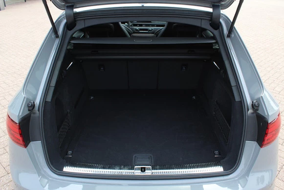Audi RS4 - Afbeelding 17 van 30