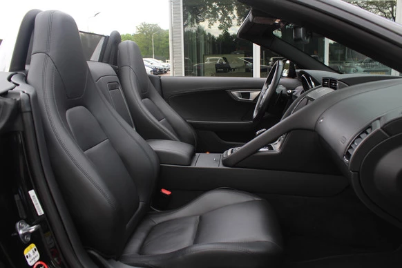 Jaguar F-Type - Afbeelding 12 van 30
