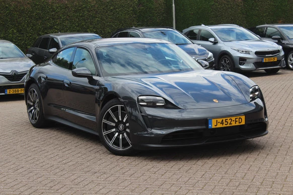 Porsche Taycan - Afbeelding 1 van 30