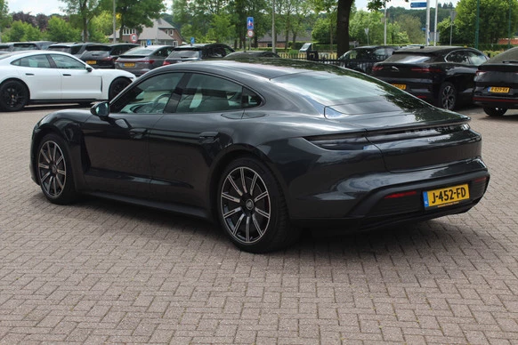 Porsche Taycan - Afbeelding 4 van 30