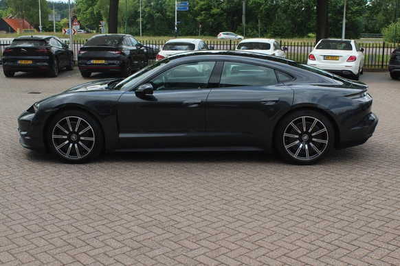 Porsche Taycan - Afbeelding 8 van 30