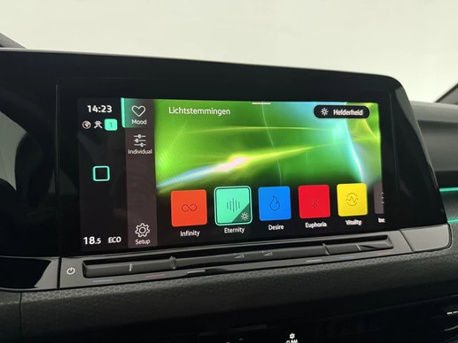 Volkswagen Golf - Afbeelding 19 van 30