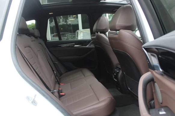 BMW iX3 - Afbeelding 13 van 30