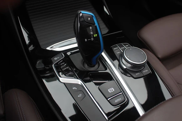 BMW iX3 - Afbeelding 28 van 30