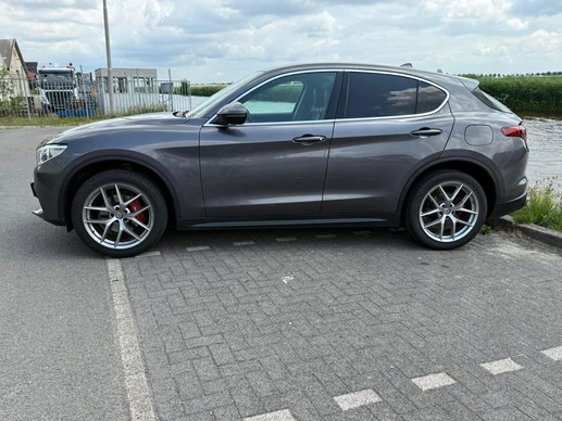 Alfa Romeo Stelvio - Afbeelding 3 van 25