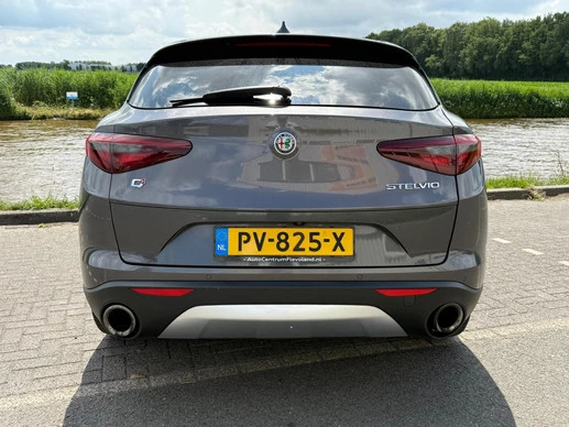 Alfa Romeo Stelvio - Afbeelding 11 van 25