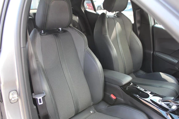 Peugeot e-2008 - Afbeelding 13 van 21