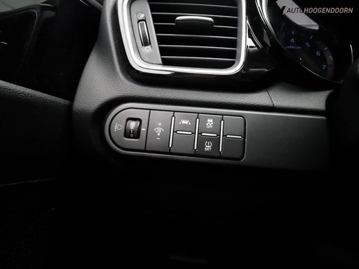 Kia Ceed - Afbeelding 17 van 24