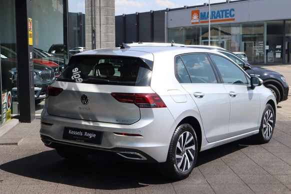 Volkswagen Golf - Afbeelding 4 van 30